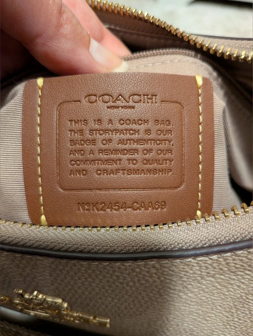 Coach Teri Hobo In Sand/Taupe Signature Canvas with Matching Corner Zip Wallet